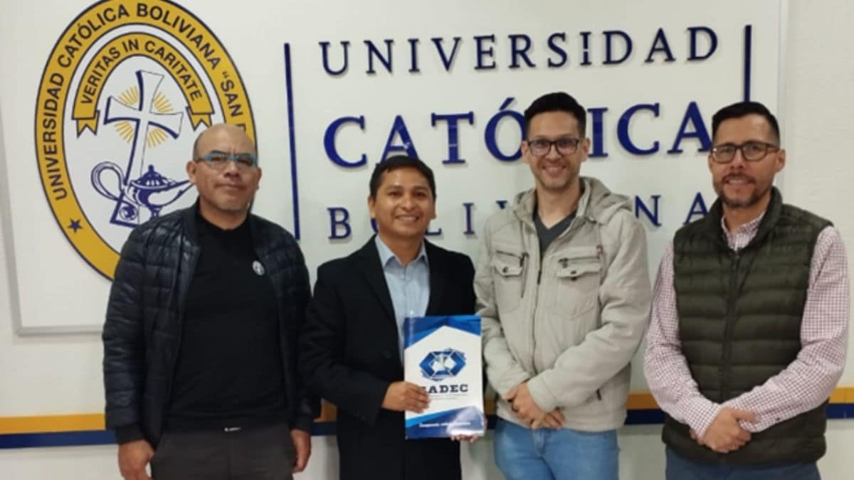 CONVOCATORIA PARA AUTORES DE ARTÍCULOS CIENTÍFICOS