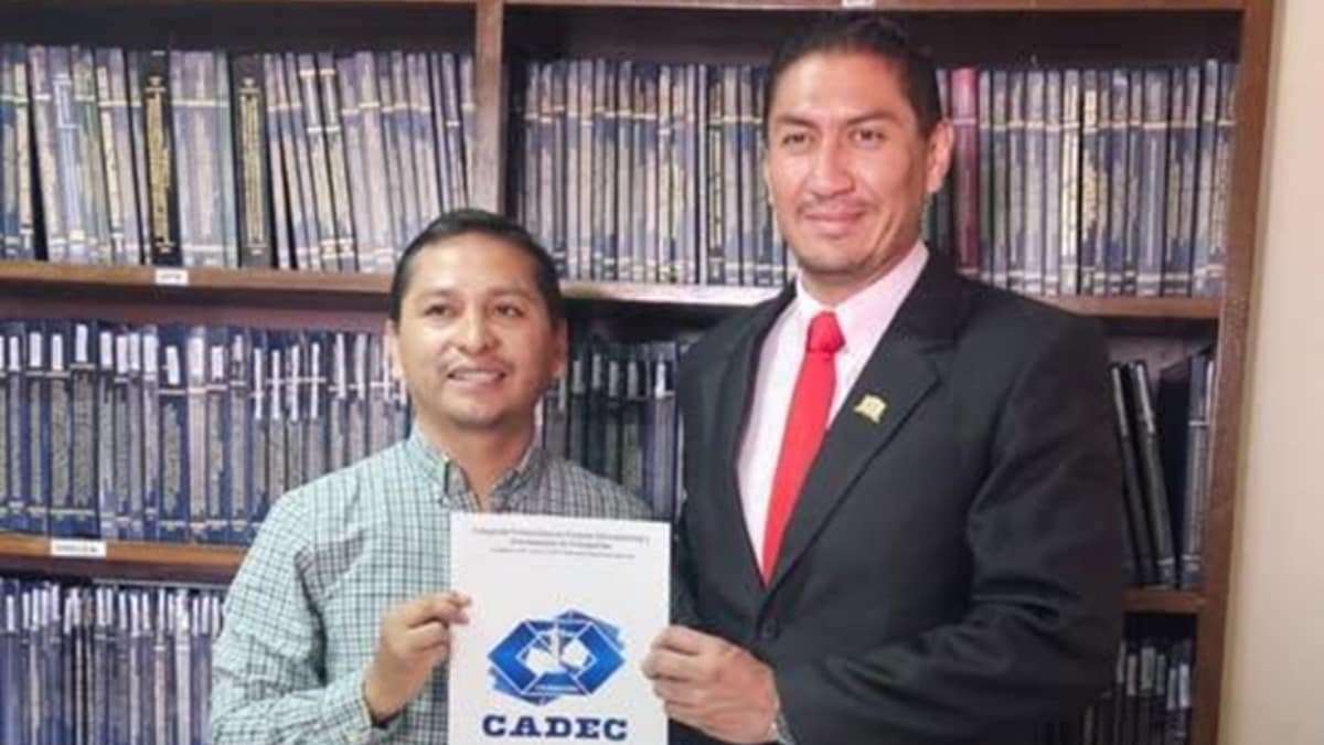 INTENCIÓN DE CONVENIO ENTRE EL COLEGIO DE PROFESIONALES EN CIENCIAS ADMINISTRATIVAS Y EMPRESARIALES DE COCHABAMBA (CADEC) Y UCATEC POSTGRADO PARA IMPULSAR LA ESPECIALIZACIÓN PROFESIONAL